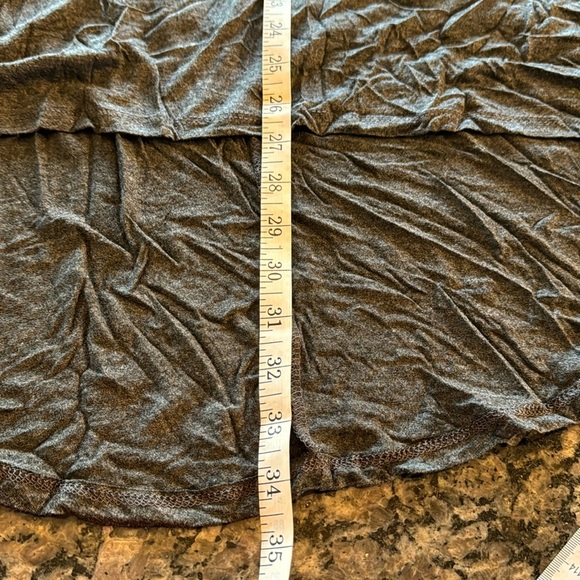 Bear Dance Heat gold flower cold shoulder tunic NWT S - Picture 10 of 11